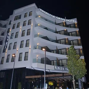 Hotel Privilège Oasis