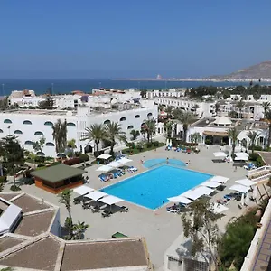 Tivoli فندق